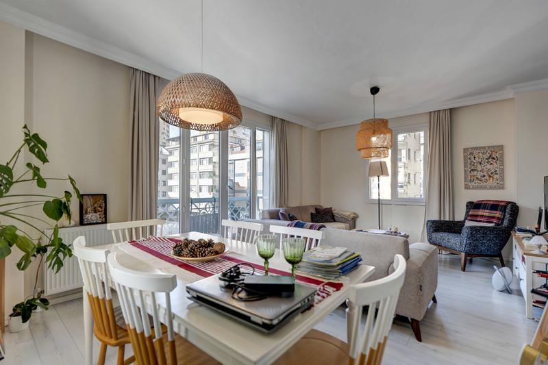 İlan Görseli https://cdn.ilanlar.com/images/l1/l2/{width}/{height}/30007287_1767886882548658383.jpg