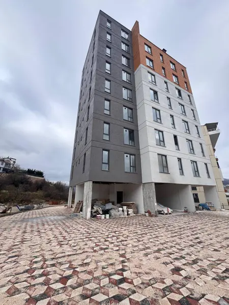 İlan Görseli https://cdn.ilanlar.com/images/l1/l2/{width}/{height}/30007303_1767953807953072190.jpg