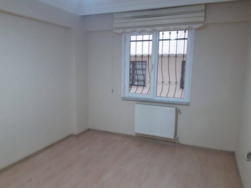 İlan Görseli https://cdn.ilanlar.com/images/l1/l2/{width}/{height}/30007366_1768076023197213927.jpg