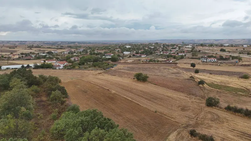 İlan Görseli https://cdn.ilanlar.com/images/l1/l2/{width}/{height}/30007368_1768081253315436020.jpg