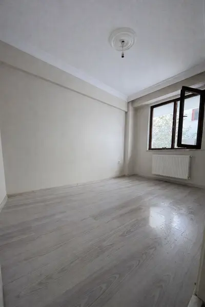 İlan Görseli https://cdn.ilanlar.com/images/l1/l2/{width}/{height}/30007406_1768169169622839665.png