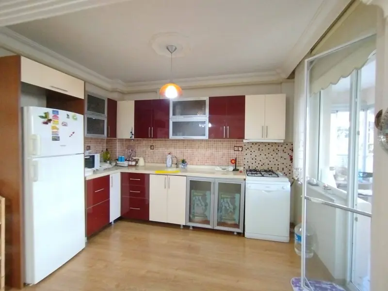 İlan Görseli https://cdn.ilanlar.com/images/l1/l2/{width}/{height}/30007547_1768472721685148923.jpg