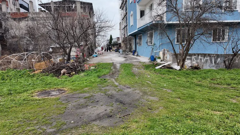 İlan Görseli https://cdn.ilanlar.com/images/l1/l2/{width}/{height}/30007563_1768487310381337858.jpg