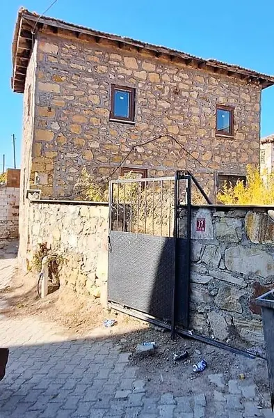 Gömeç Muhteşem Taş bina ve Bahçe