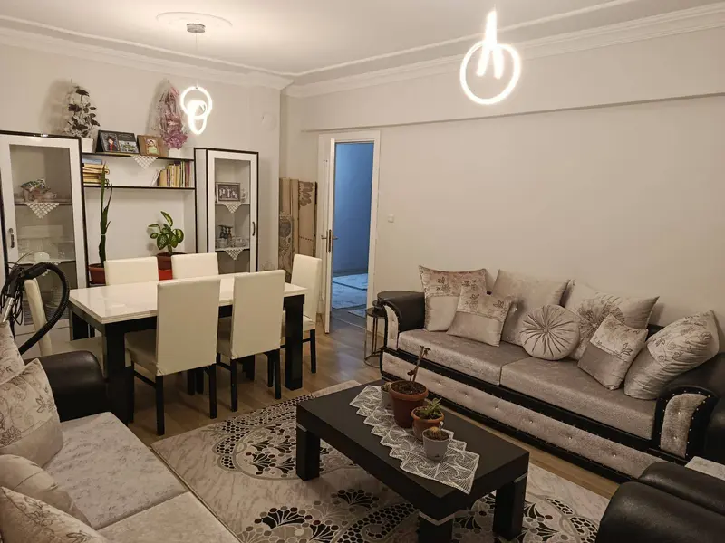 İlan Görseli https://cdn.ilanlar.com/images/l1/l2/{width}/{height}/30007910_1769447989771000876.jpg