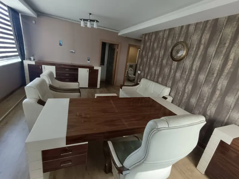 İlan Görseli https://cdn.ilanlar.com/images/l1/l2/{width}/{height}/30007934_1769582184795227091.jpg