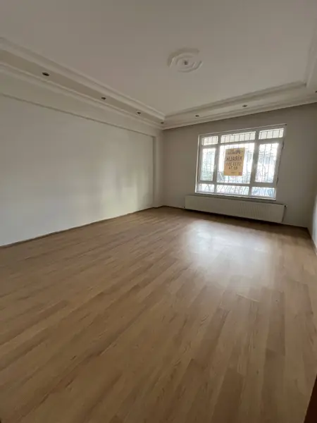 İlan Görseli https://cdn.ilanlar.com/images/l1/l2/{width}/{height}/30008018_1769922733660027086.jpg