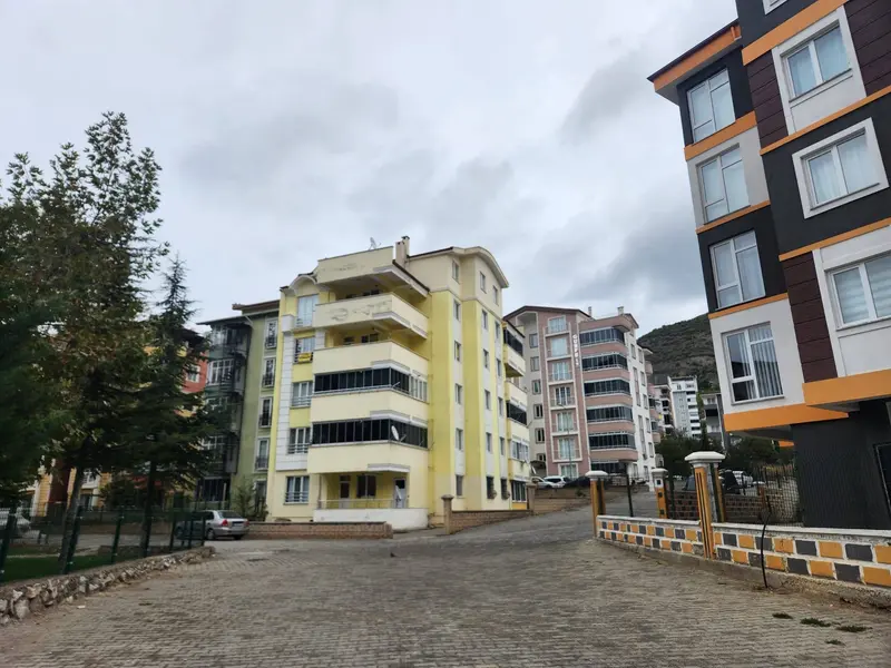 İlan Görseli https://cdn.ilanlar.com/images/l1/l2/{width}/{height}/30008057_1770034133426325251.jpg