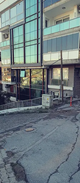 İlan Görseli https://cdn.ilanlar.com/images/l1/l2/{width}/{height}/30008074_1770060939691322049.jpg