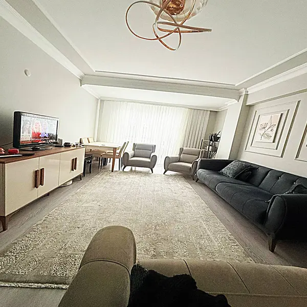 İlan Görseli https://cdn.ilanlar.com/images/l1/l2/{width}/{height}/30008088_1770123410459406218.jpg