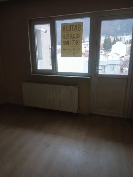 İlan Görseli https://cdn.ilanlar.com/images/l1/l2/{width}/{height}/30008207_1770485513799370349.jpg