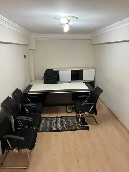 İlan Görseli https://cdn.ilanlar.com/images/l1/l2/{width}/{height}/30008240_1770617111960732145.jpg