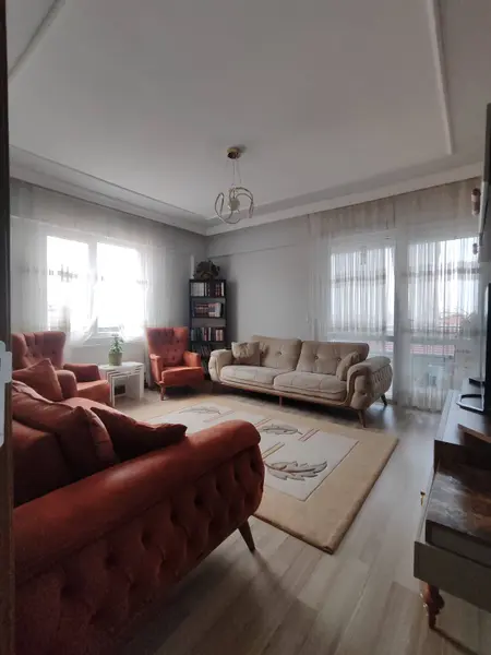 İlan Görseli https://cdn.ilanlar.com/images/l1/l2/{width}/{height}/30008276_1770742957714715336.jpg