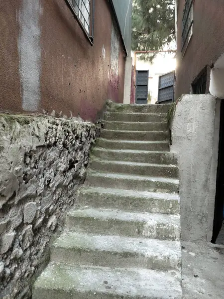 İlan Görseli https://cdn.ilanlar.com/images/l1/l2/{width}/{height}/30008320_1770886589209541191.jpg