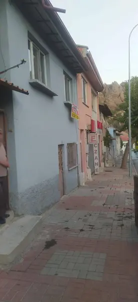 İlan Görseli https://cdn.ilanlar.com/images/l1/l2/{width}/{height}/30008325_1770892764843512290.jpg