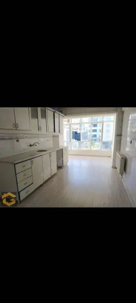 İlan Görseli https://cdn.ilanlar.com/images/l1/l2/{width}/{height}/30008468_1771584634740399059.jpg