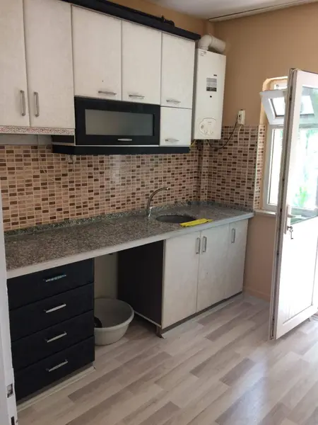 İlan Görseli https://cdn.ilanlar.com/images/l1/l2/{width}/{height}/30008695_1772469735613716272.jpg