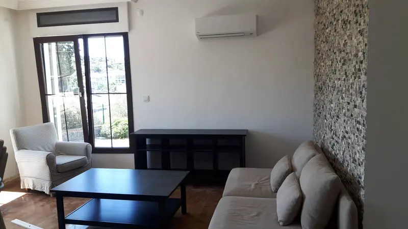 İlan Görseli https://cdn.ilanlar.com/images/l1/l2/{width}/{height}/30009028_1774204206861162842.jpg