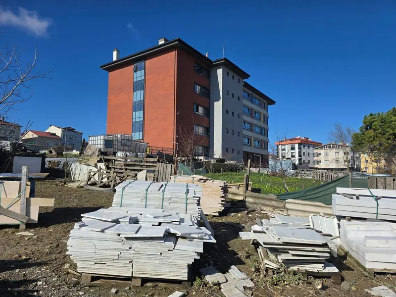 İlan Görseli https://cdn.ilanlar.com/images/l1/l2/{width}/{height}/30009091_1774296505991926553.jpg