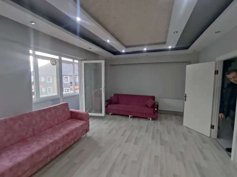 İlan Görseli https://cdn.ilanlar.com/images/l1/l2/{width}/{height}/30009323_1774885972787763629.jpg