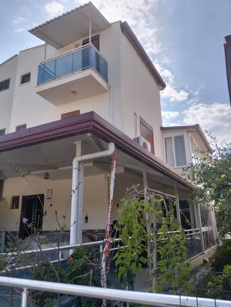 İlan Görseli https://cdn.ilanlar.com/images/l1/l2/{width}/{height}/30009806_1776012703352082671.jpg