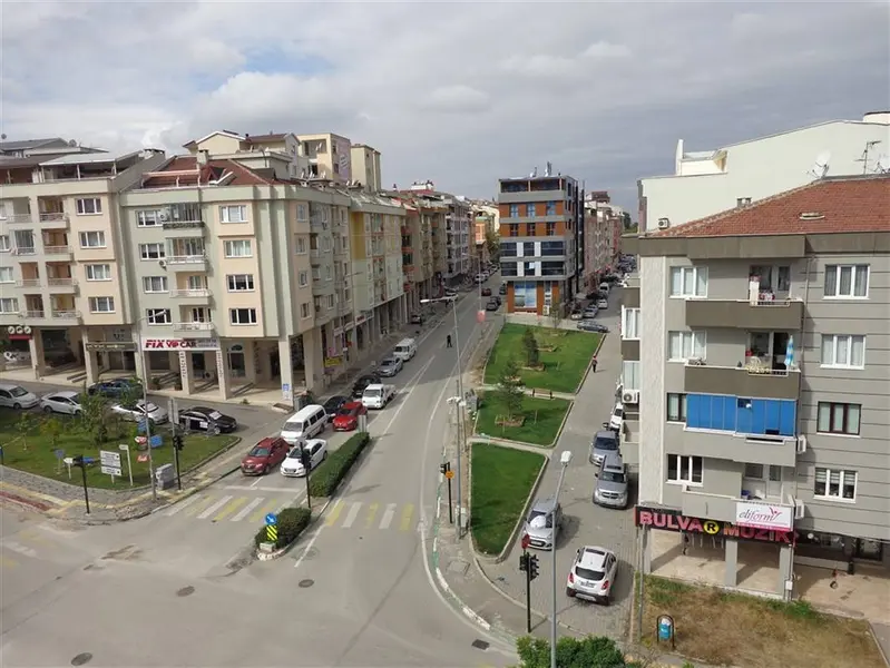 İlan Görseli https://cdn.ilanlar.com/images/l1/l2/{width}/{height}/30009964_1776336350658215615.jpg
