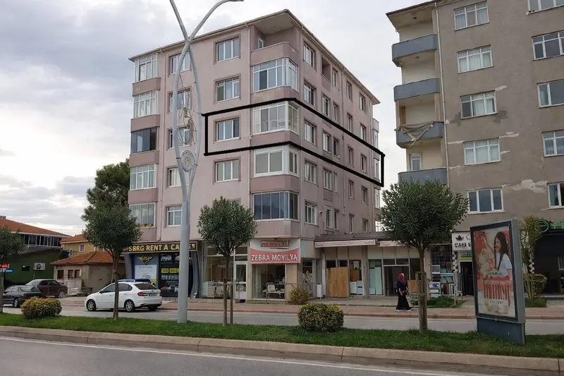 KARASU MERKEZDE SATILIK 3+1 GENİŞ DAİRE