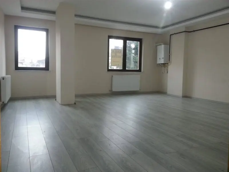 İlan Görseli https://cdn.ilanlar.com/images/l1/l2/{width}/{height}/30010028_1776416942567630374.jpg