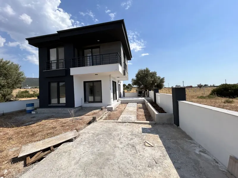 SATILIK SIFIR 190M2 YAZLIK VİLLA 
