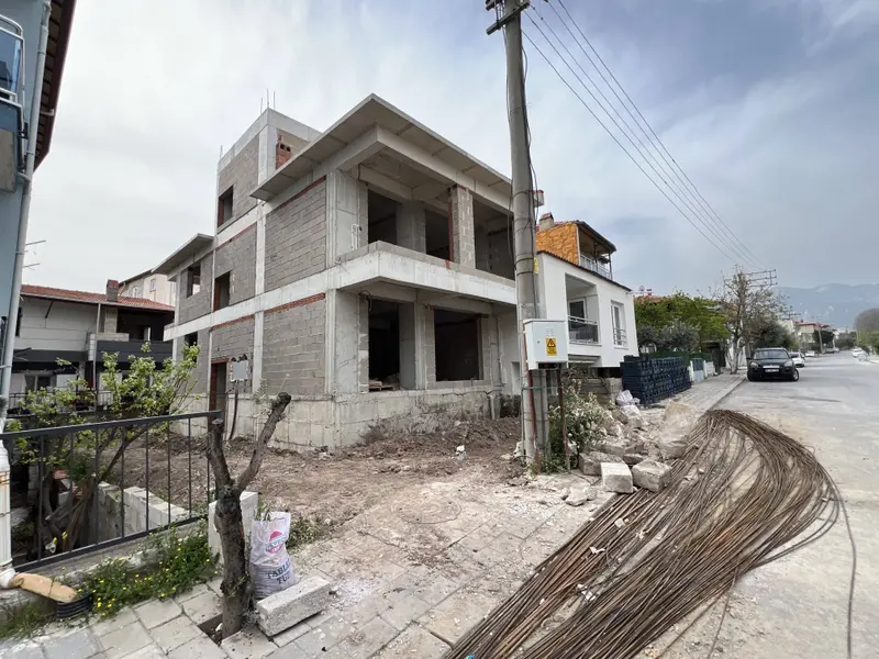 ROYAL DEN KAYHAN DA 2KATLI NATAMAM BİNA DAİRE TAKASLI 7.000.000TL PAZARLIKLI