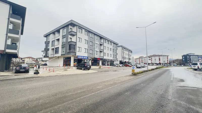 İlan Görseli https://cdn.ilanlar.com/images/l1/l2/{width}/{height}/30010416_1777323433492279590.jpg