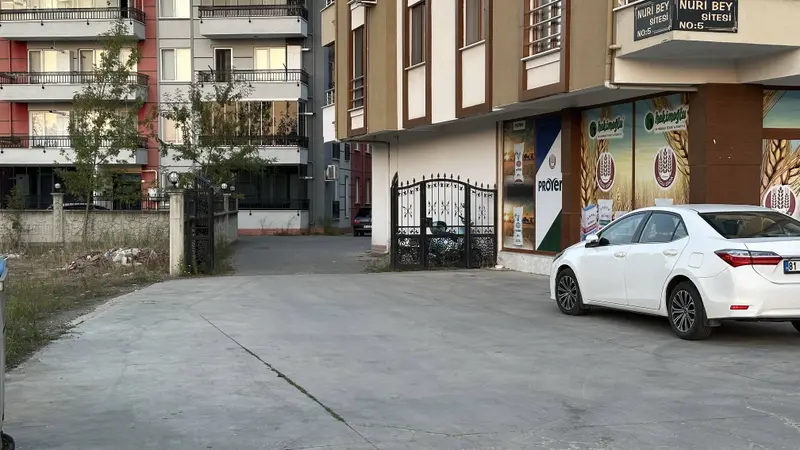İlan Görseli https://cdn.ilanlar.com/images/l1/l2/{width}/{height}/30010418_1777325902448551963.jpg
