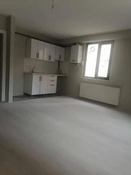 İlan Görseli https://cdn.ilanlar.com/images/l1/l2/{width}/{height}/30010541_1777583613195342184.jpg