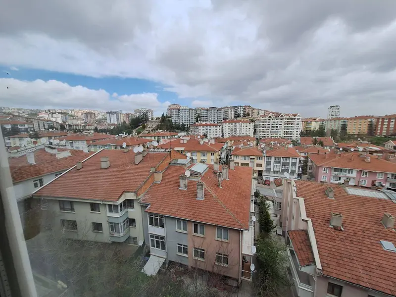 İlan Görseli https://cdn.ilanlar.com/images/l1/l2/{width}/{height}/30010623_1777754258241051838.jpg