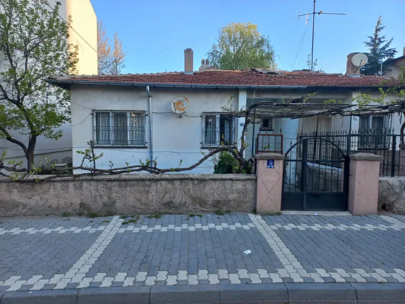 https://cdn.ilanlar.com/images/l1/l2/{width}/{height}/30010639_1777794056472433444.jpg