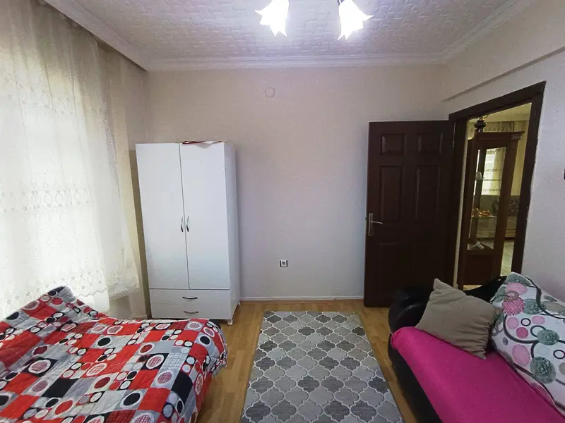 İlan Görseli https://cdn.ilanlar.com/images/l1/l2/{width}/{height}/30010741_1777983148209131213.jpg