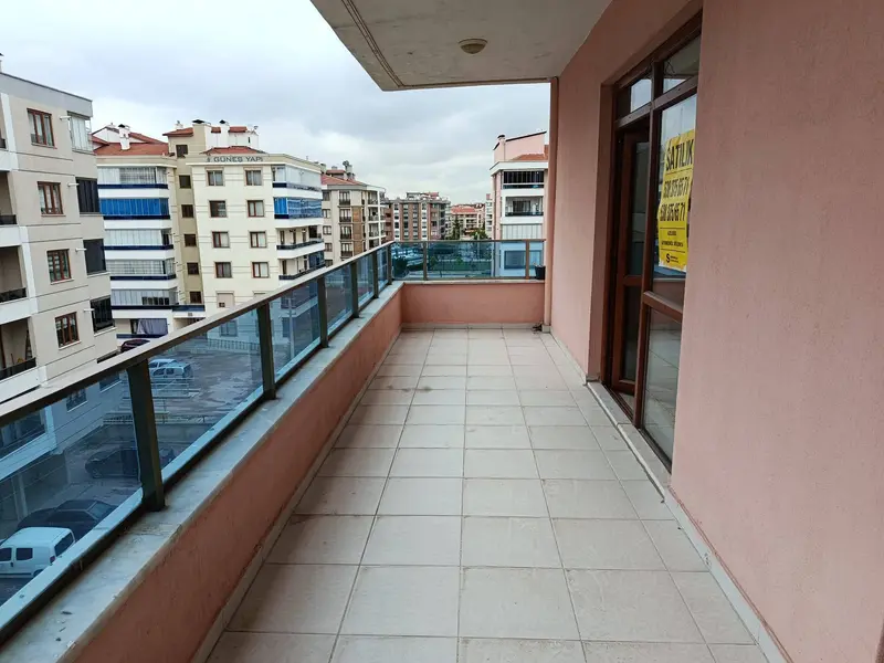İlan Görseli 3