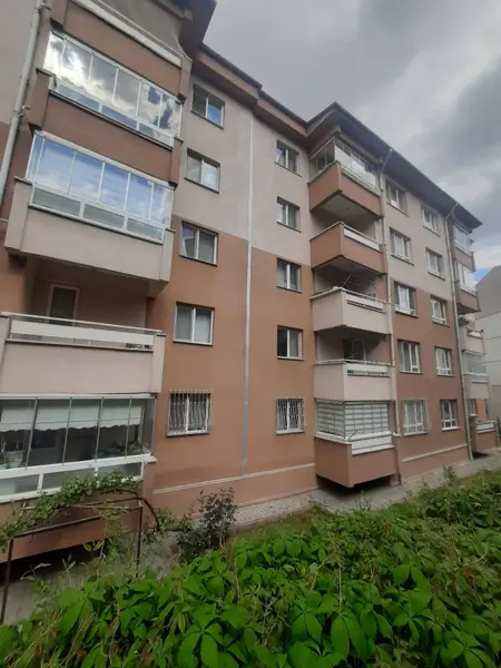 ÜNSAL EMLAK'DAN ANKARA YENİMAHALLE BATIKENT BATI SİTESİ İ 3+1 SATILIK DAİRE