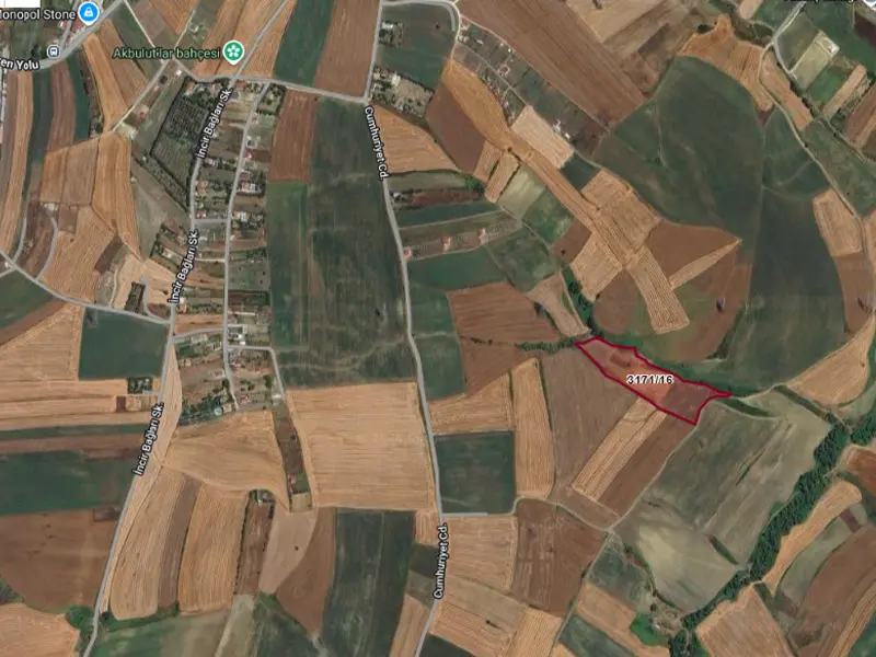 AKÖREN'DE 5.850m2 YOLU OLAN PARSEL