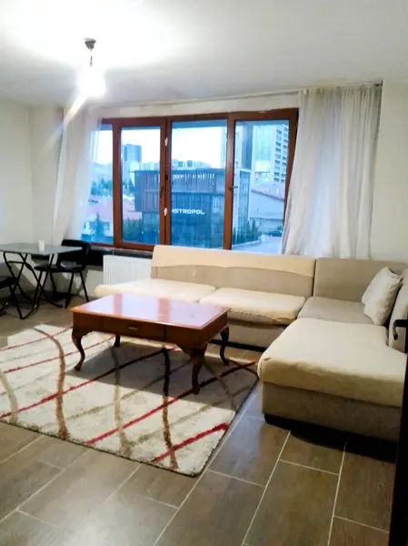 https://cdn.ilanlar.com/images/l1/l2/{width}/{height}/30013846_1785066228324854282.jpg