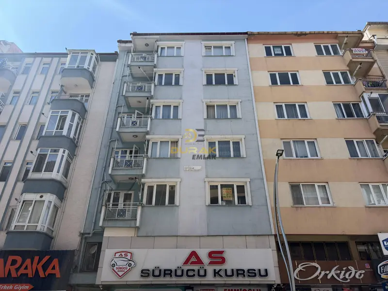 Afyonkarahisar Merkez Cumhuriyet Mahallesi 3+1 100 m² kiralık daire - Fotoğraf 1