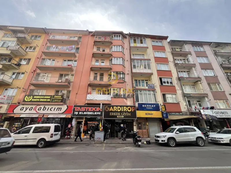 Afyonkarahisar Merkez Cumhuriyet Mahallesi 2+1 90 m² kiralık daire - Fotoğraf 1