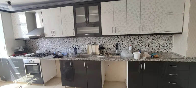 Adana Seyhan Reşatbey Mahallesi 3+1 140 m² kiralık ara Kat - Fotoğraf 1
