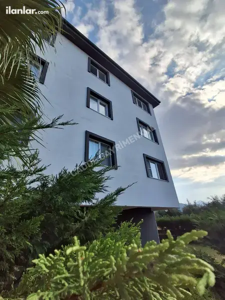 Aydın Kuşadası Davutlar Mahallesi 2+1 85 m² satılık daire - Fotoğraf 1