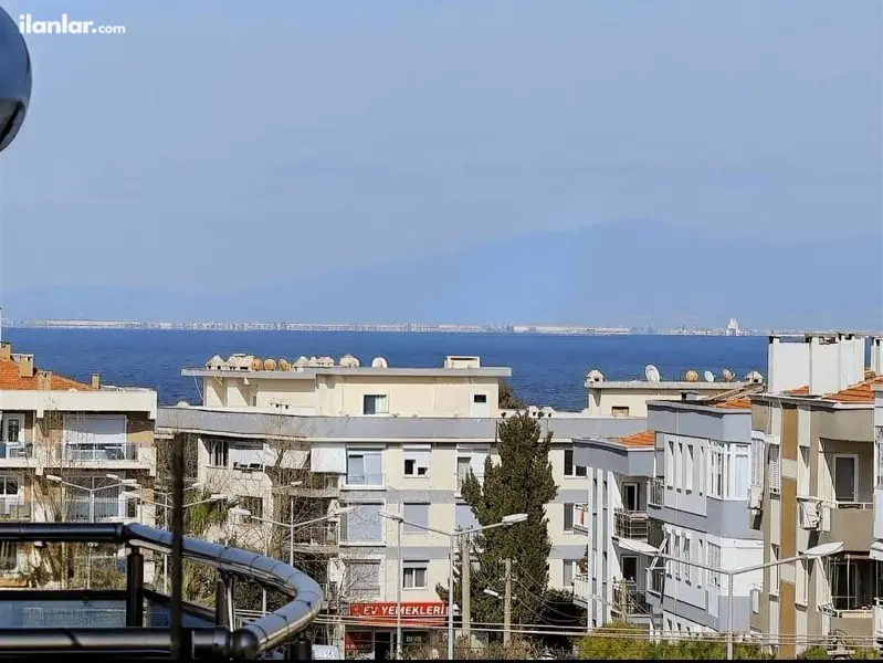 İzmir Urla M.Fevzi Çakmak Mahallesi 3+1 165 m² satılık yazlık - Fotoğraf 1