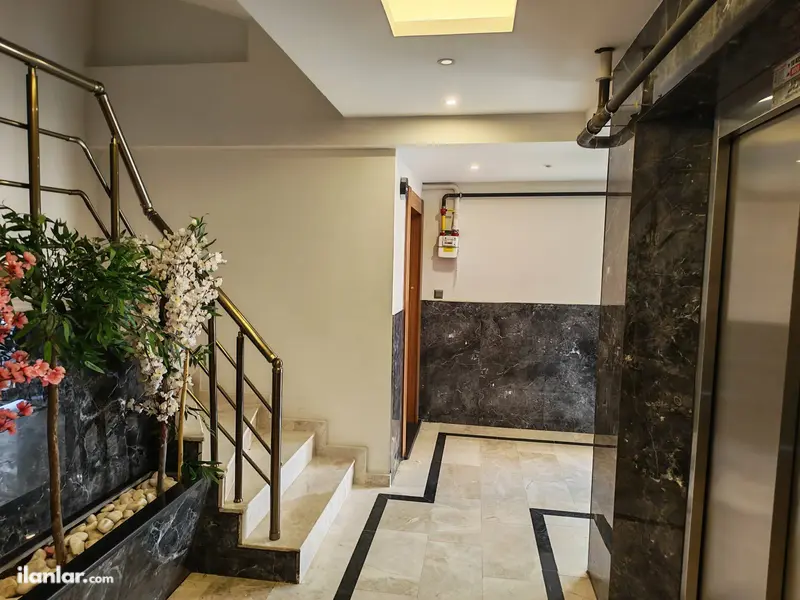 İzmir Tire Hürriyet Mahallesi 2+1 100 m² kiralık daire - Fotoğraf 1