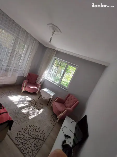Ankara Çankaya Seyranbağları Mahallesi 3+1 90 m² kiralık giriş Katı - Fotoğraf 1