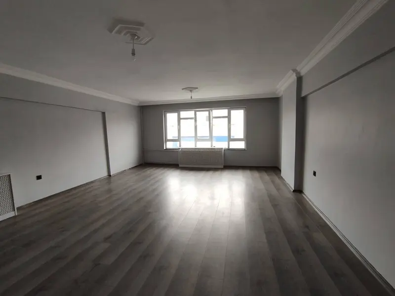 Eskişehir Odunpazarı Kurtuluş Mahallesi 3+1 150 m² satılık daire - Fotoğraf 1