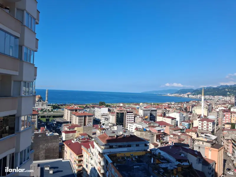 Rize Merkez Çarşı Mahallesi 3+1 155 m² kiralık ara Kat - Fotoğraf 1