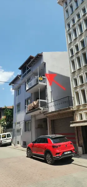 Uşak Merkez Dikilitaş Mahallesi 3+1 130 m² kiralık daire - Fotoğraf 1